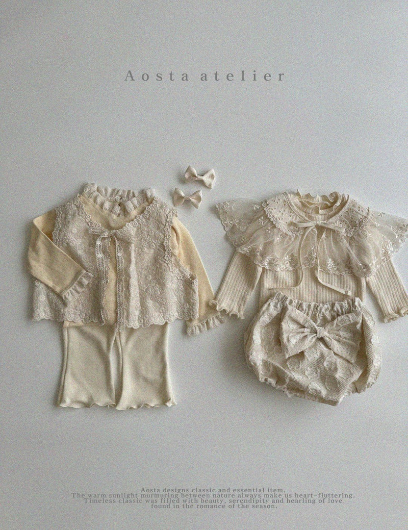 aosta / lace cape