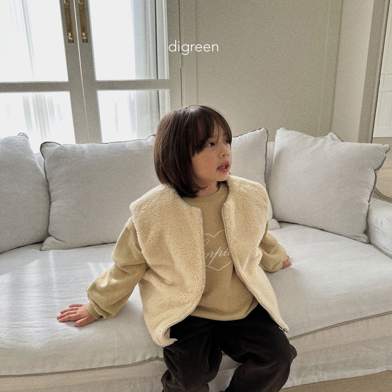 digreen / crispy vest