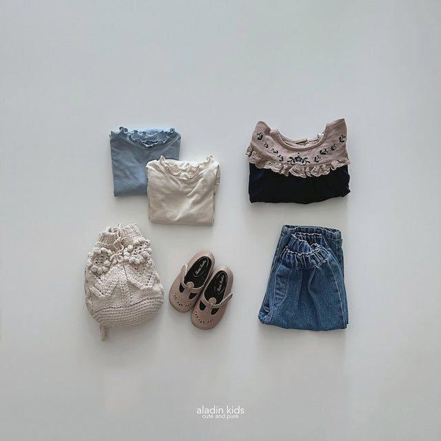 aladin / york embroidery blouse