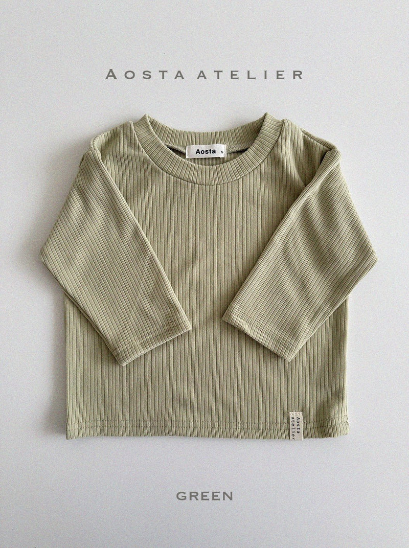 aosta / essential t