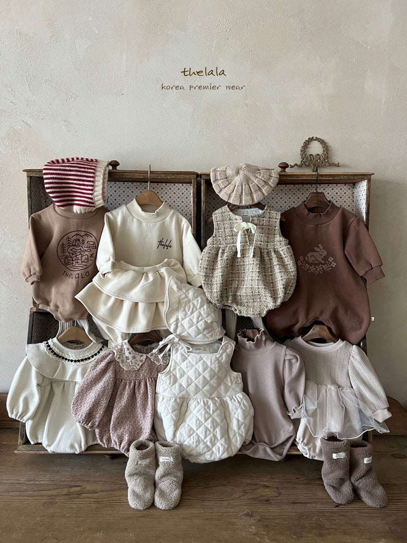 thelala / tweed suit