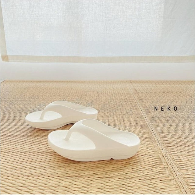 neko /  kurumi sandals