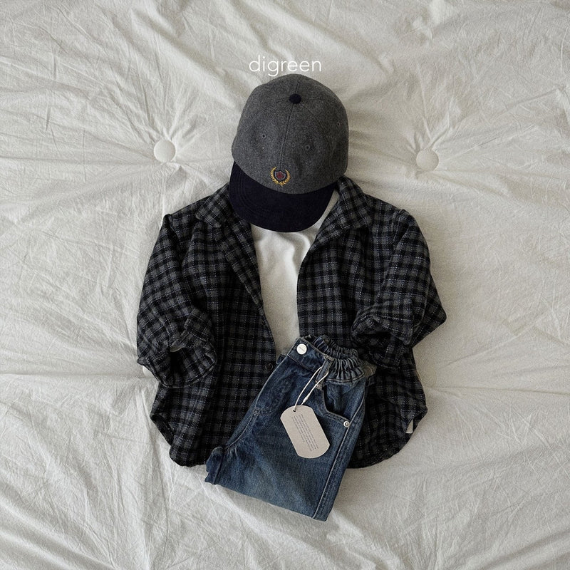 digreen / square shirt