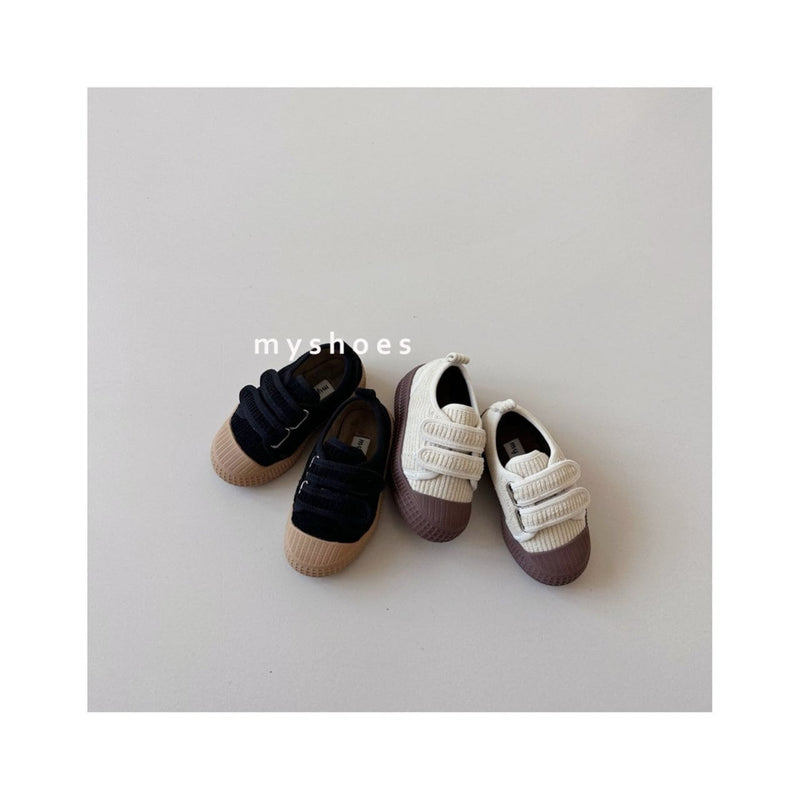 my shoes / hotteok shoes