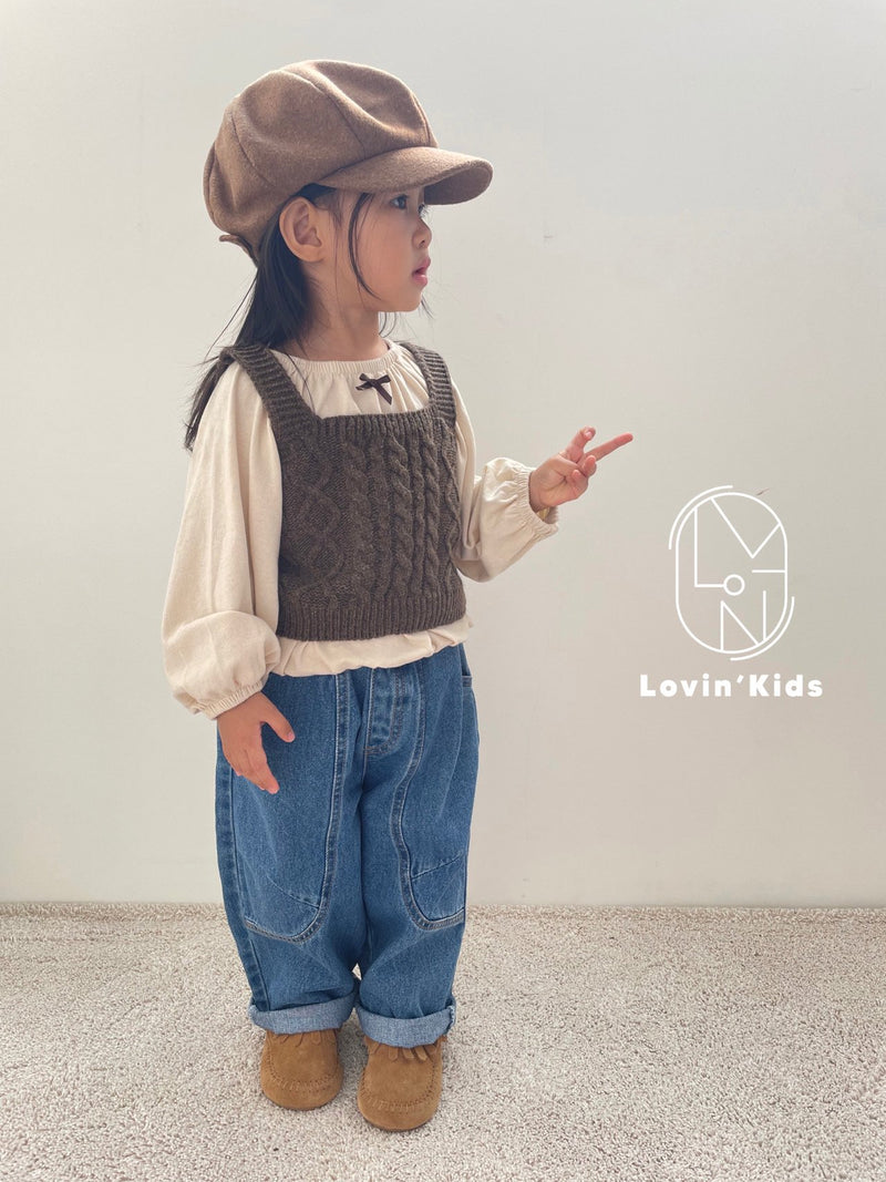 lovin / knit vest