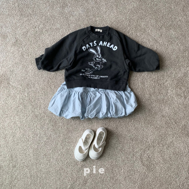 pie / balloon one-piece