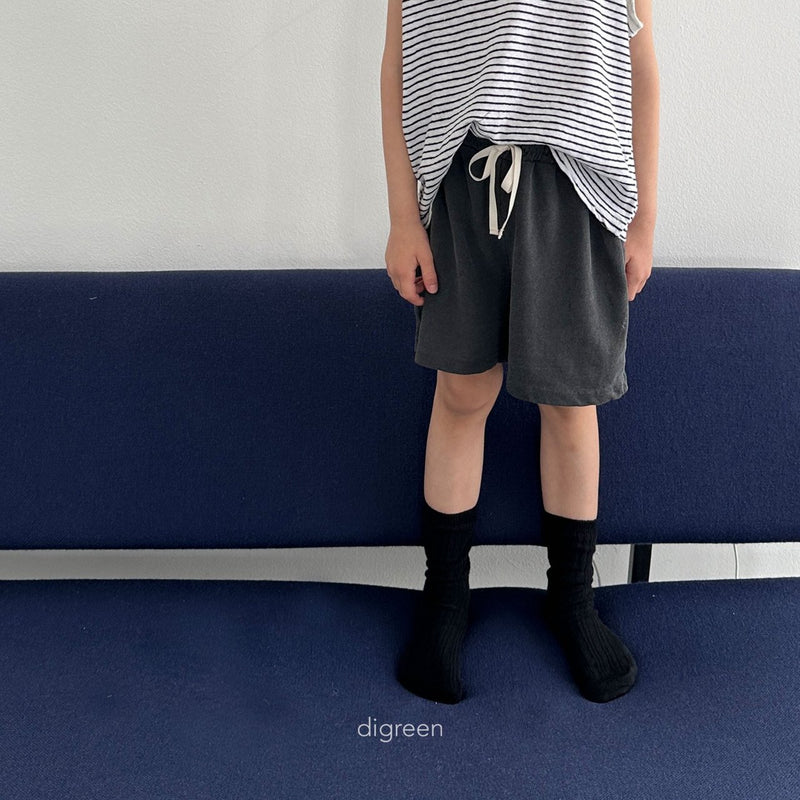 digreen / pigment short pants