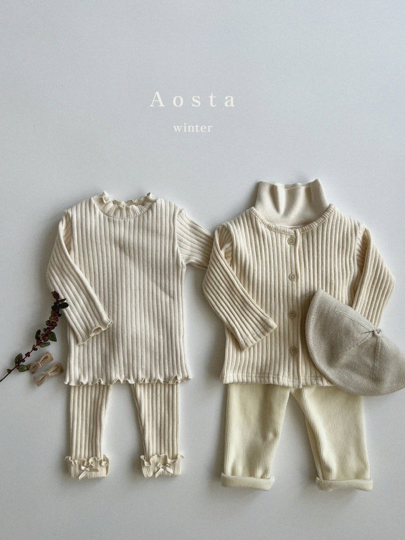 aosta / camellia tee