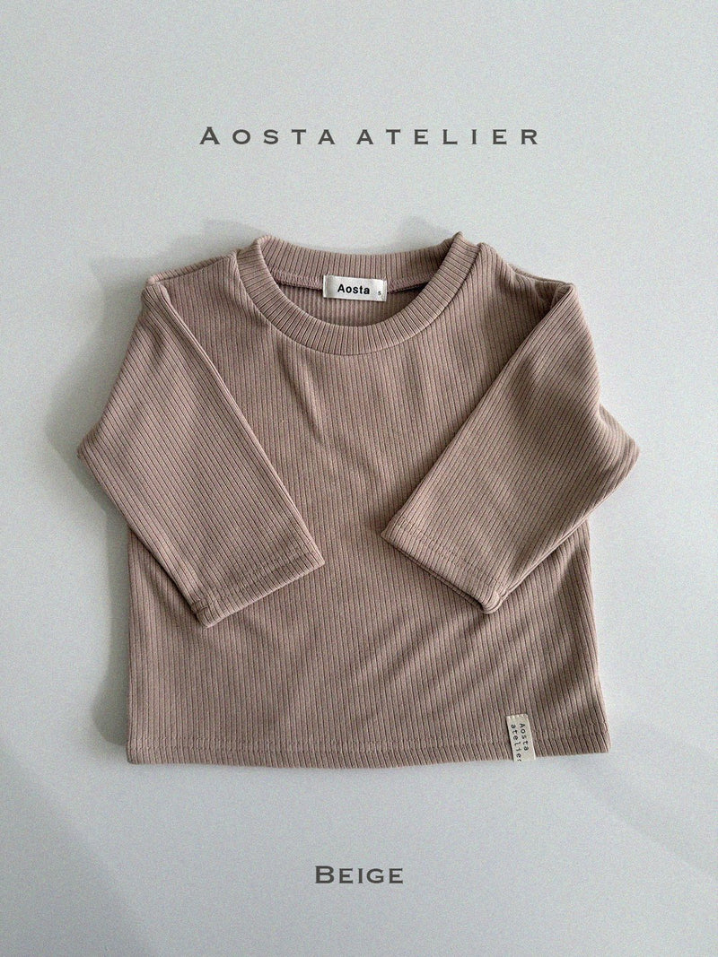 aosta / essential t