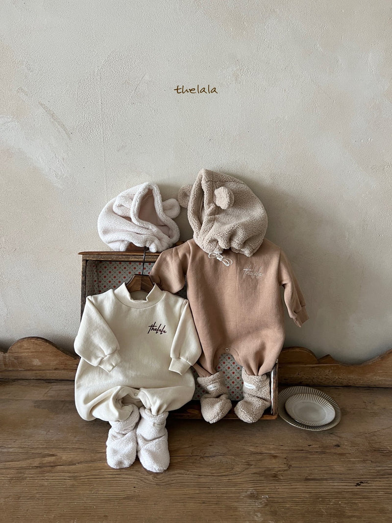 thelala / poo half polar suit
