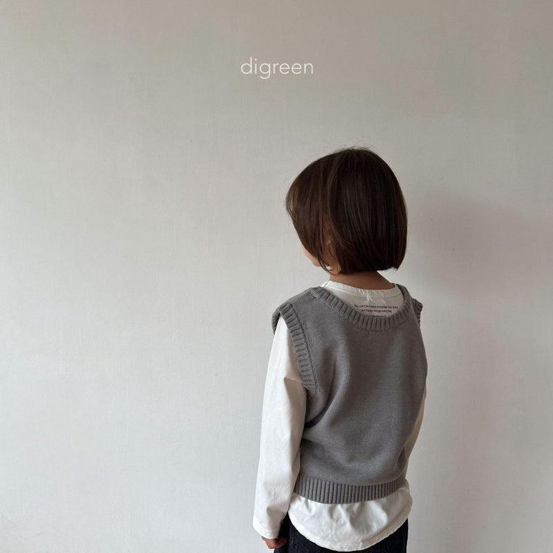 digreen / letter tee