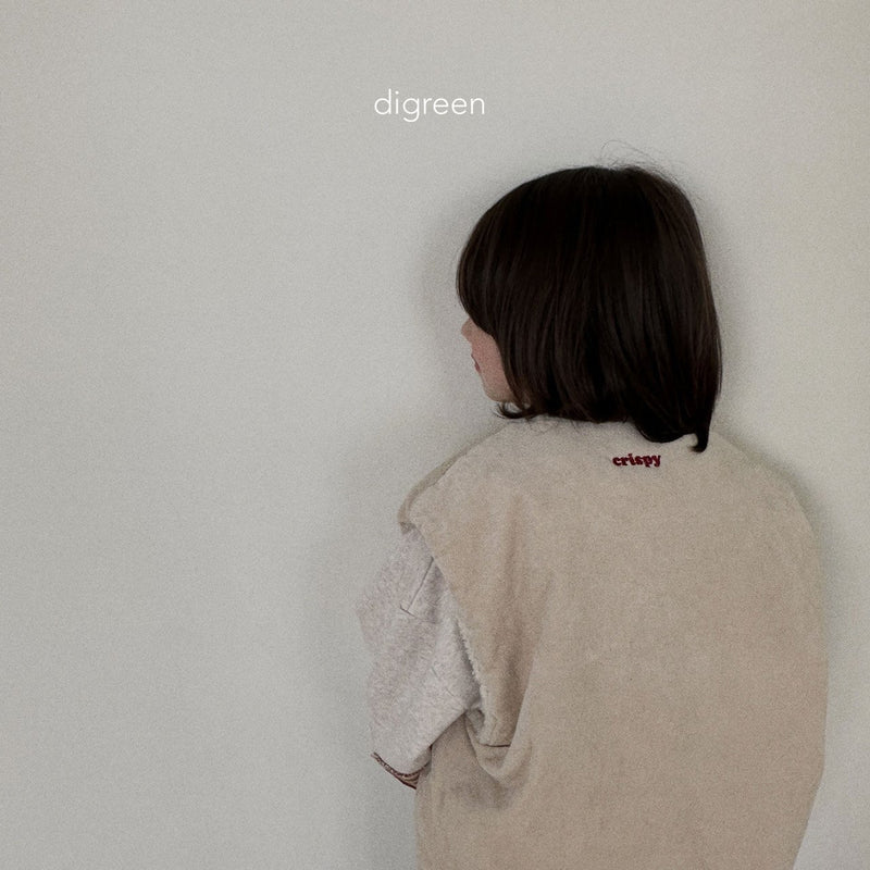 digreen / crispy vest