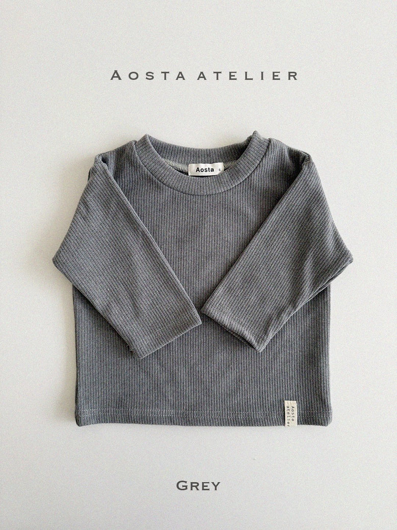 aosta / essential t