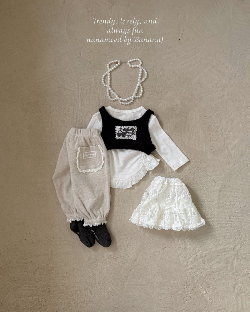 nanamood by banana.j / bebe monsil vest【for baby】
