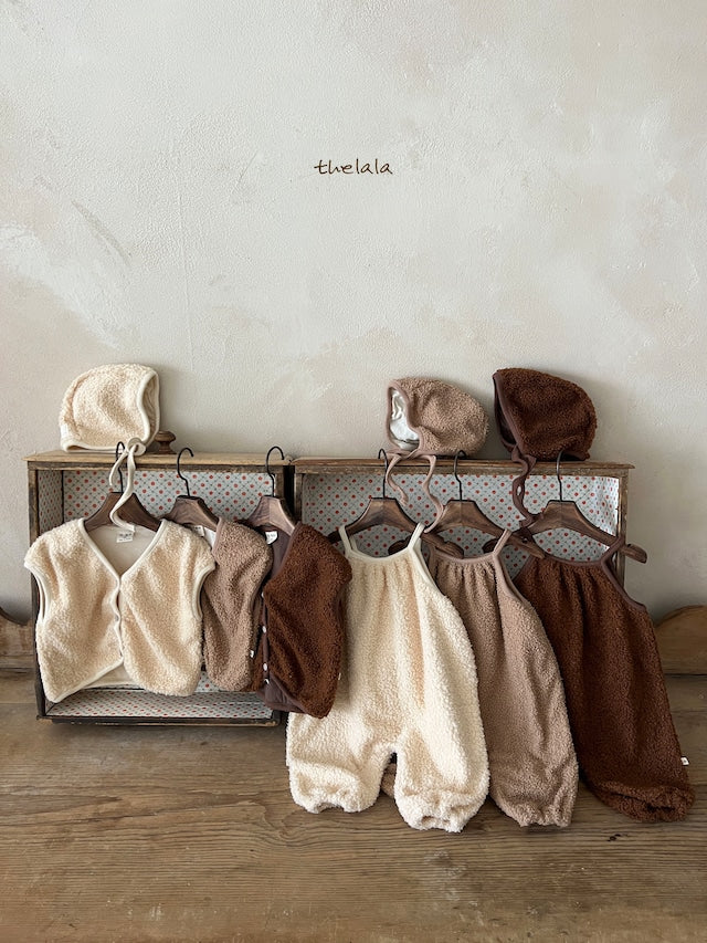 thelala / poodle vest