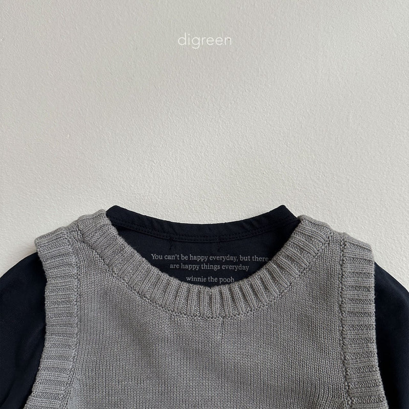 digreen / letter tee