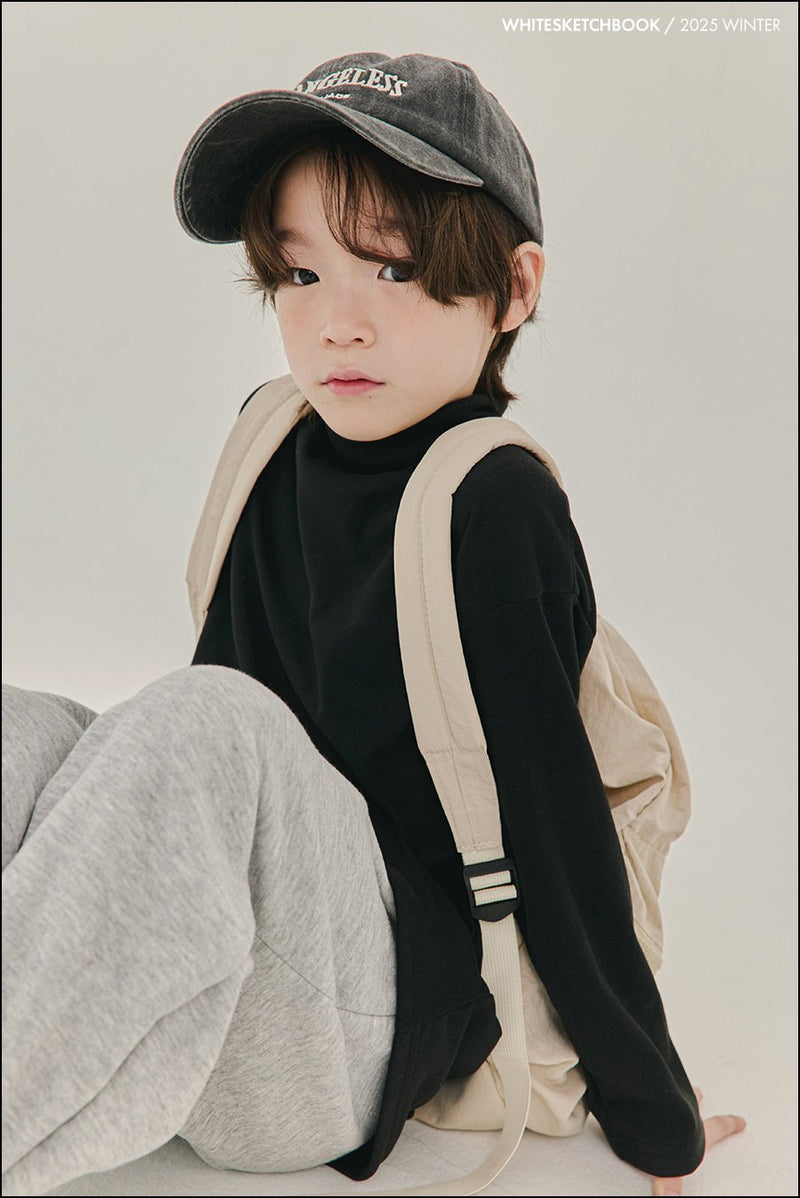 white sketch book / bosong jogger pants【for kids&Jr.】