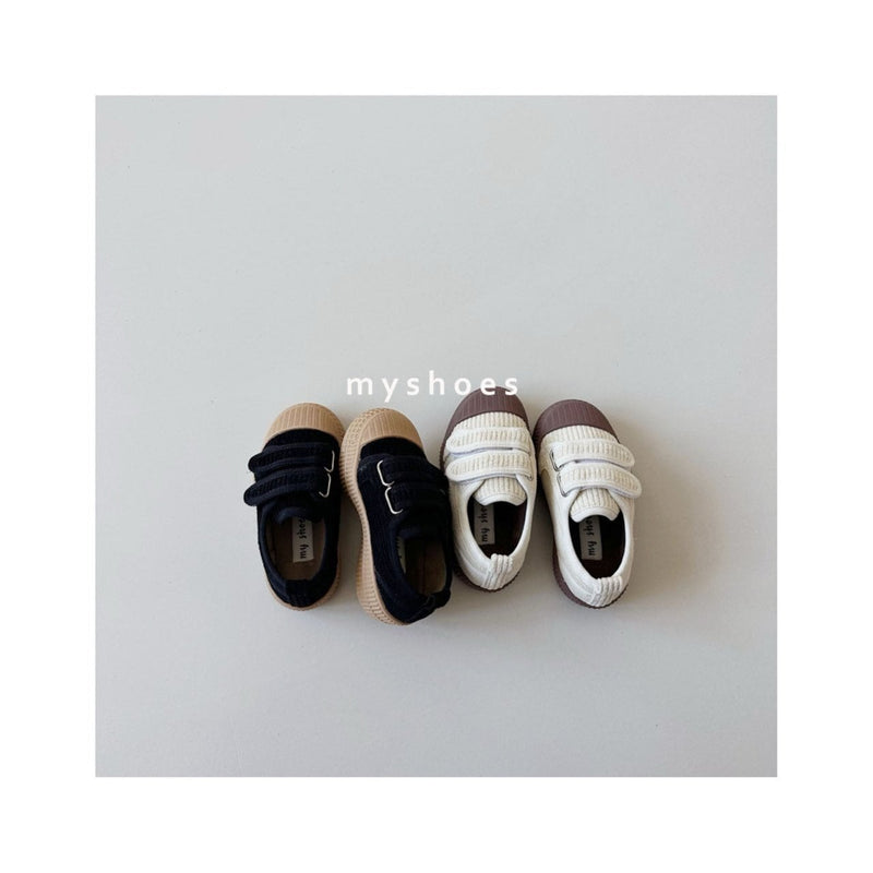 my shoes / hotteok shoes