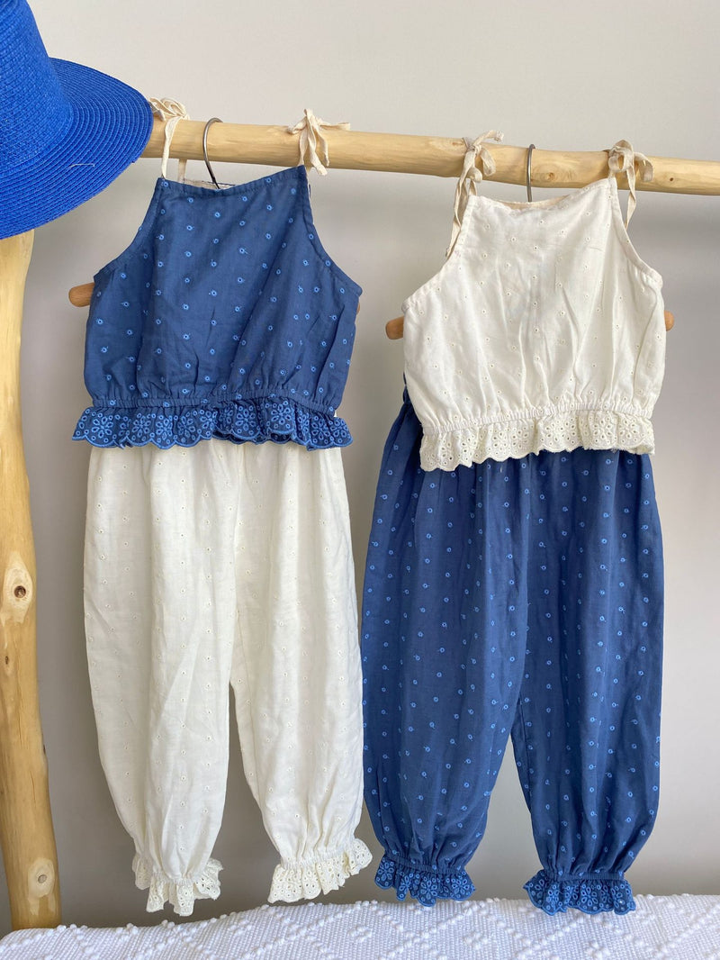 shoulder ribbon sleeve-less blouse【for kids 】