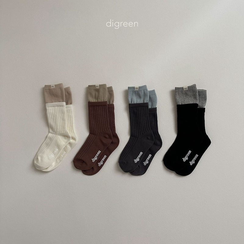 digreen / layered socks