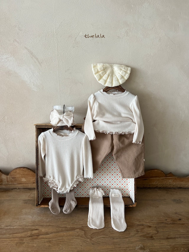 thelala / holy tee