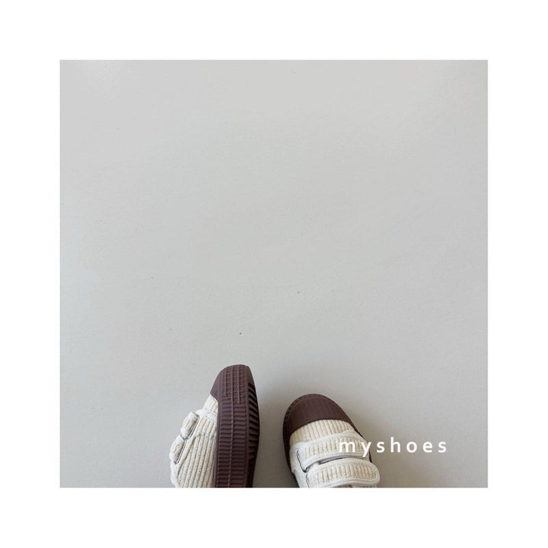 my shoes / hotteok shoes