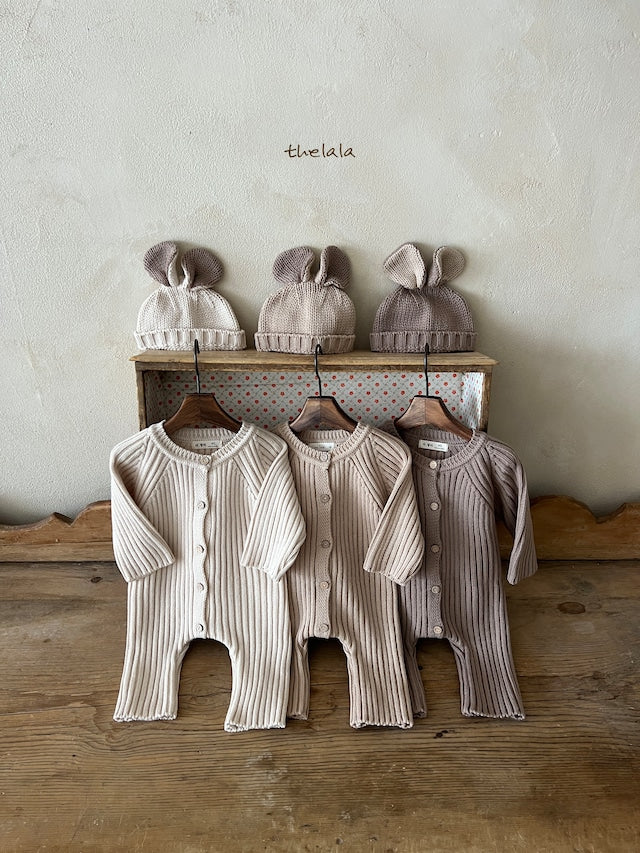 thelala / bunny knit beanie