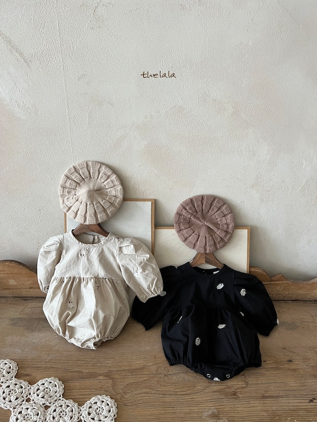 thelala / angang suit