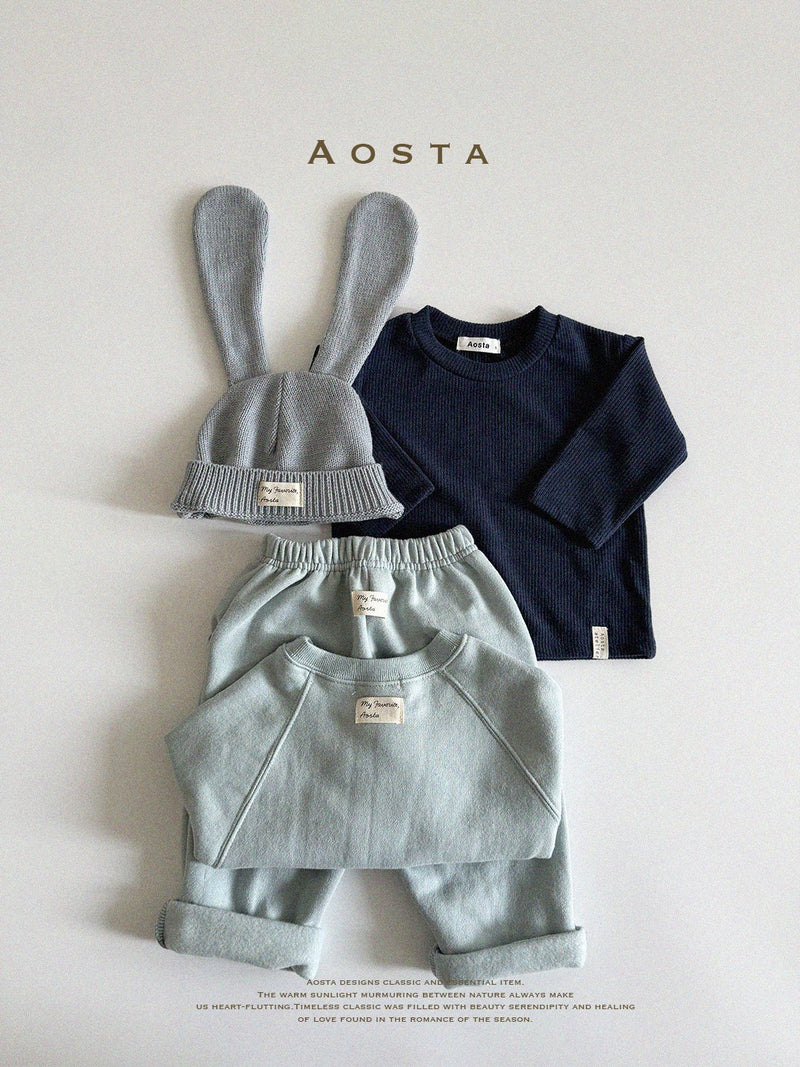 aosta / knit rabbit hat