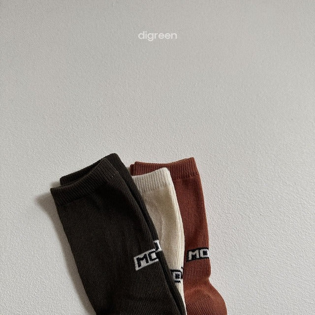 digreen / more love socks