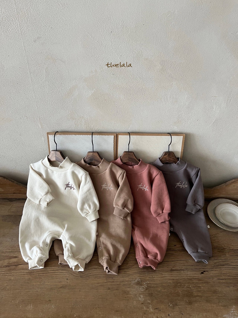 thelala / poo half polar suit