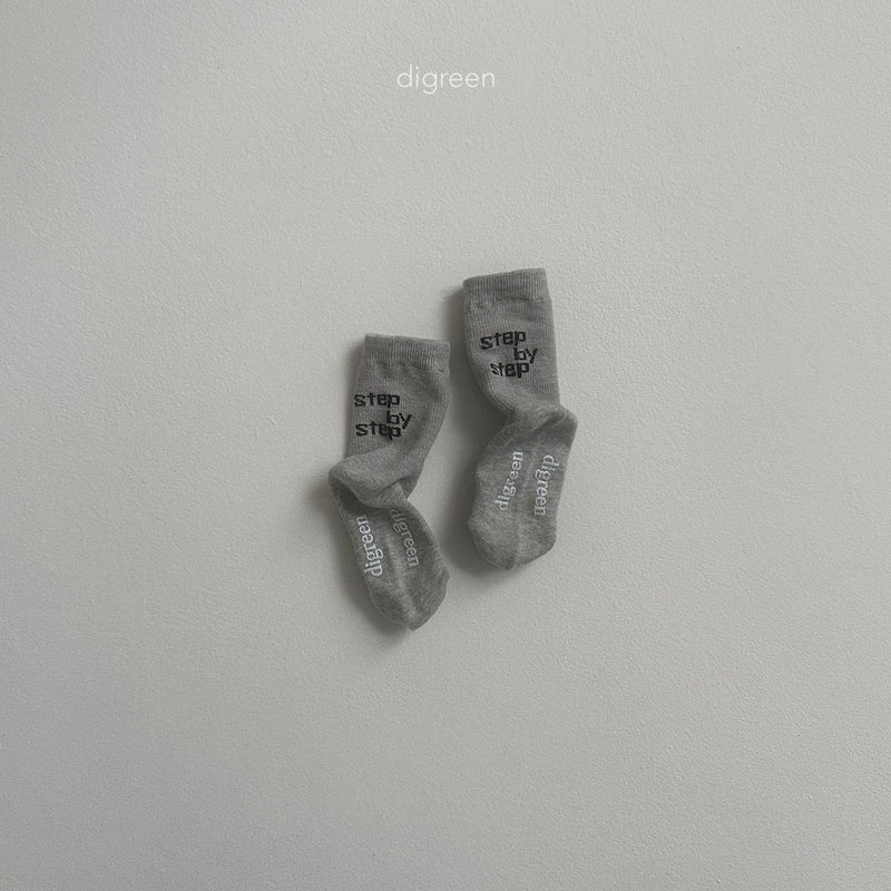 digreen / step socks【for kids】