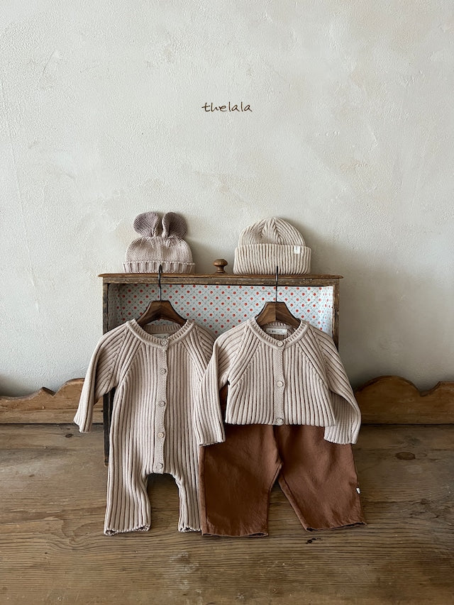 thelala / bunny knit beanie