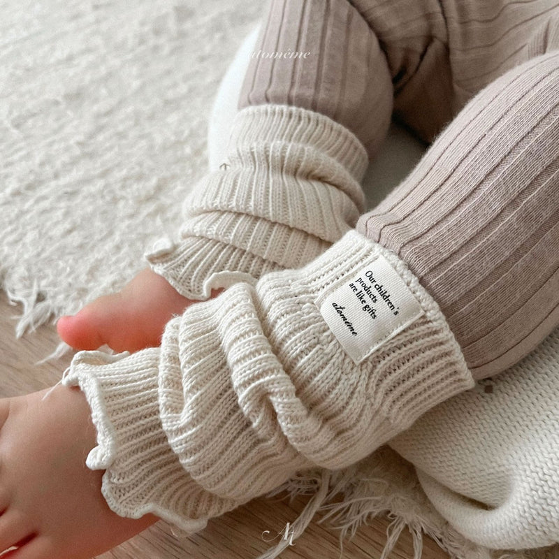 atomeme / bebe frill warmer