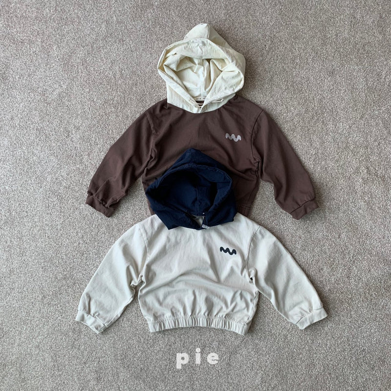 pie / wave hood tee