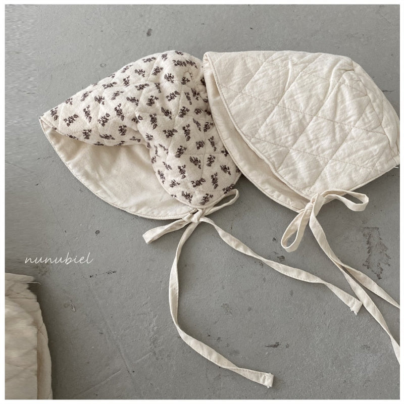 nunubiel / quilting romper & bonnet