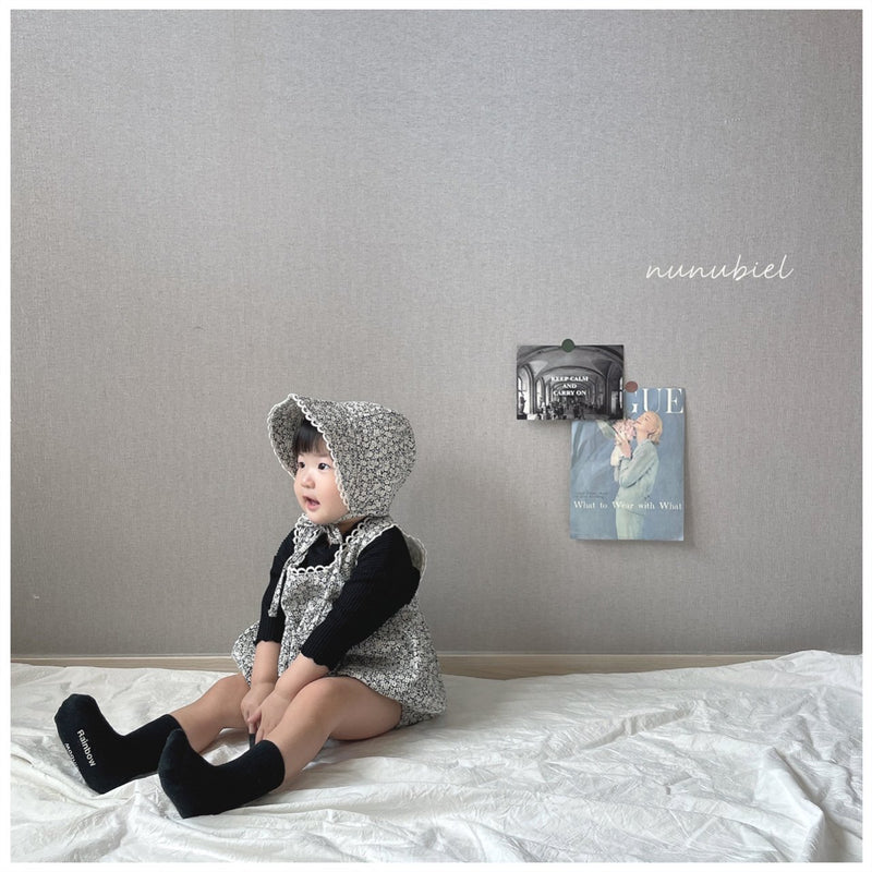 nunubiel/ bebe pancy romper & bonnet