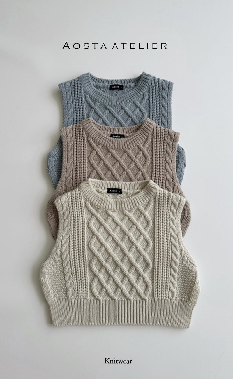 aosta / knit vest