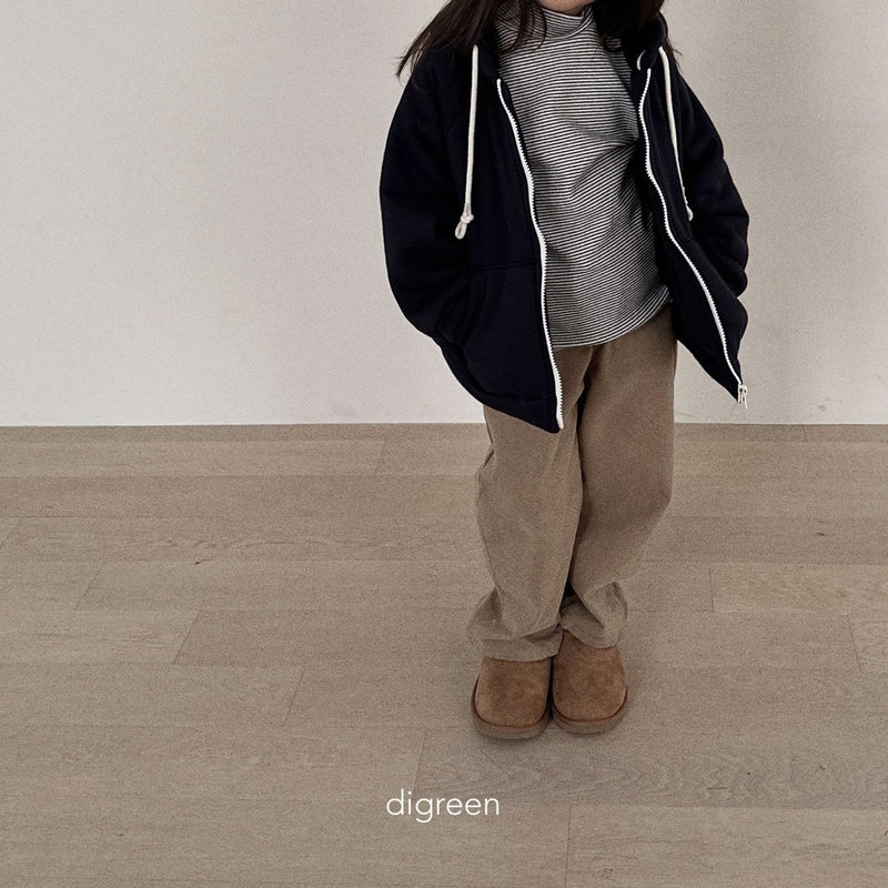 digreen / daily turtleneck tee