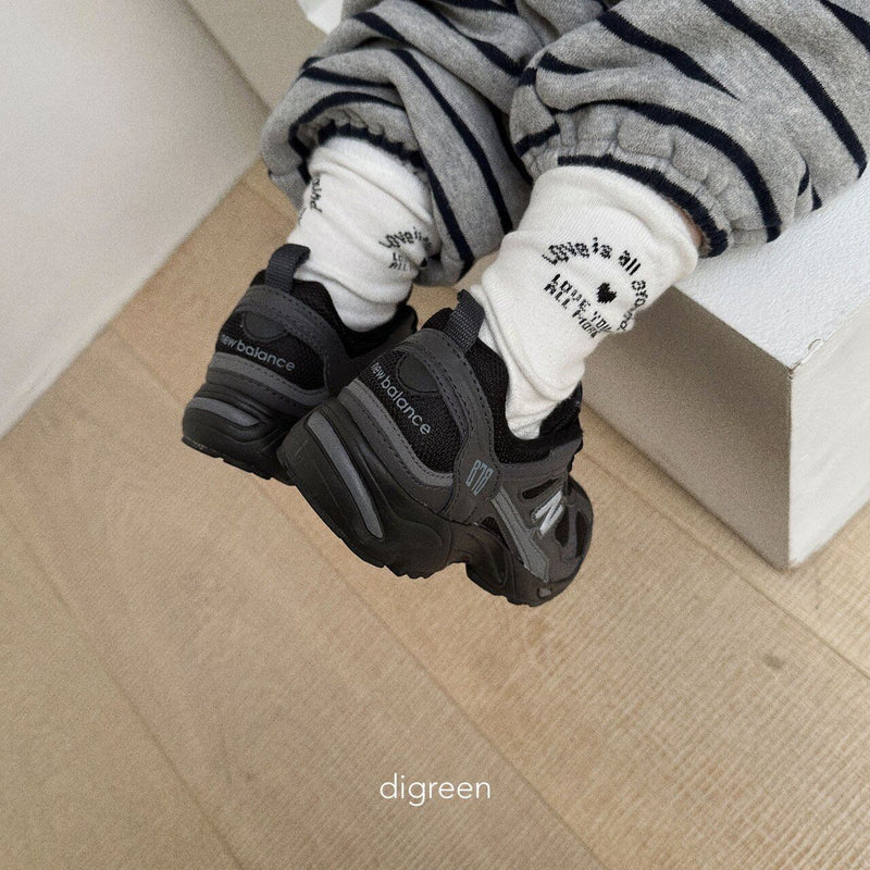 digreen / love socks