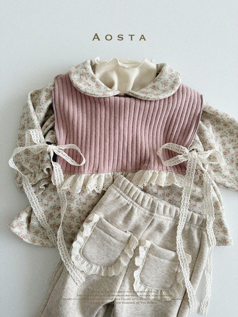 aosta / camellia frills vest