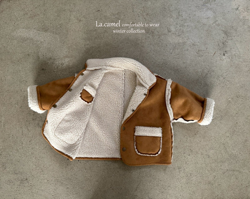 la camel  / reversible signature jacket