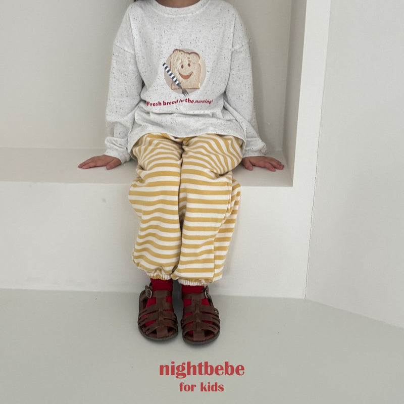 nightbebe / bread tee