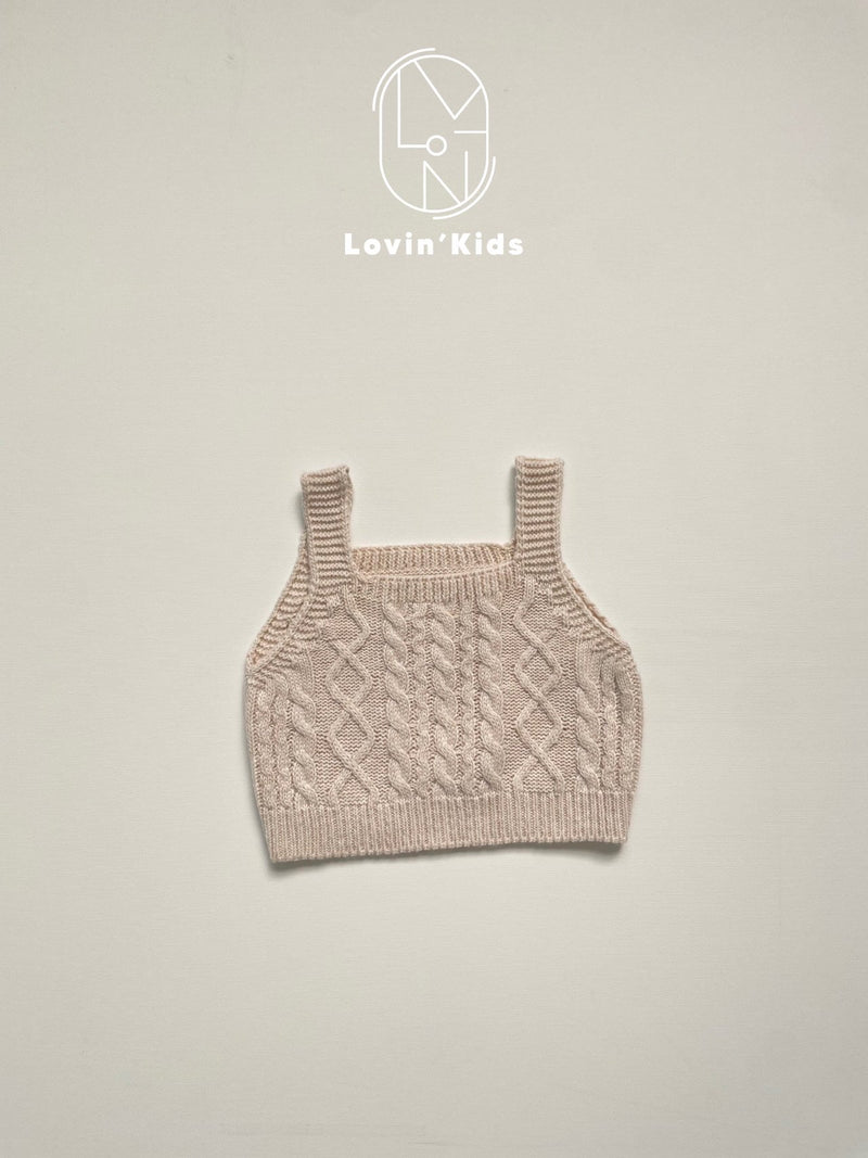 lovin / knit vest