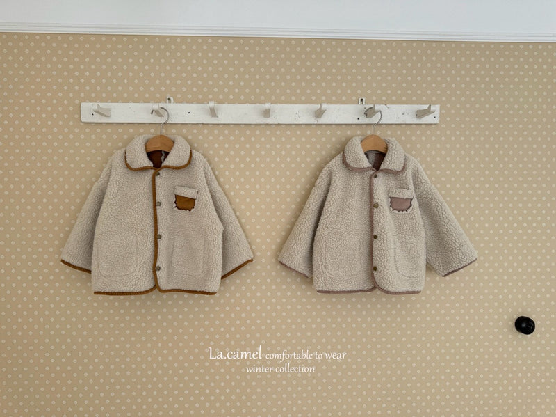 la camel  / reversible signature jacket