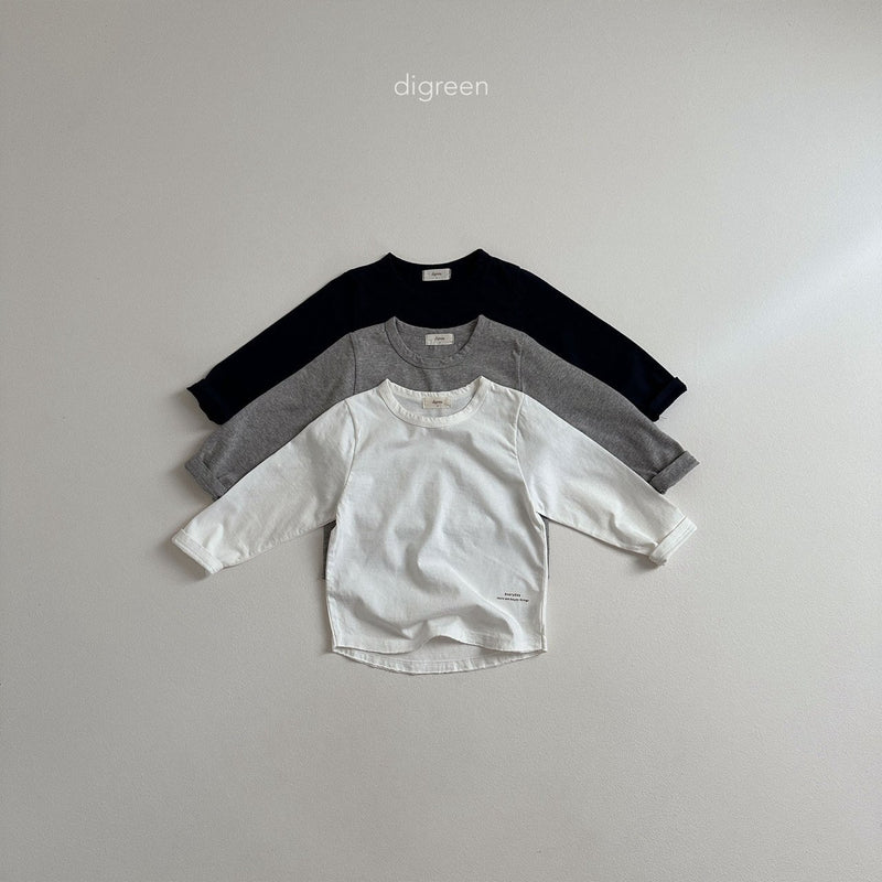 digreen / letter tee