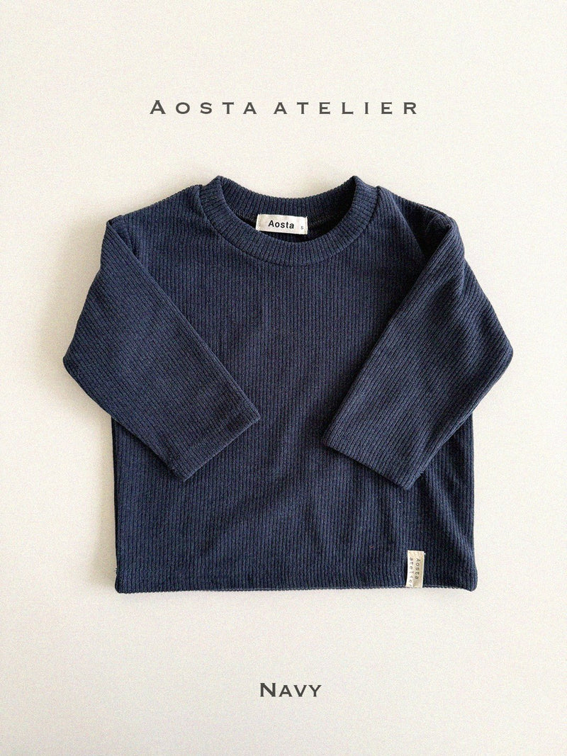 aosta / essential t