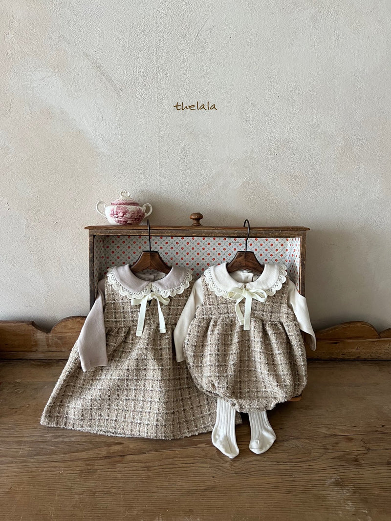 thelala / tweed suit
