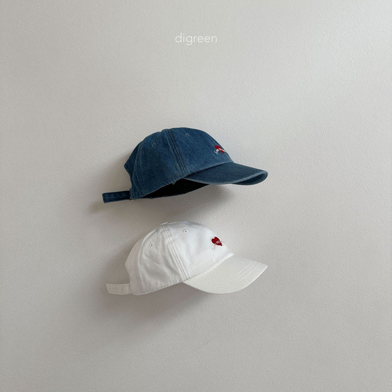 digreen / heart cap