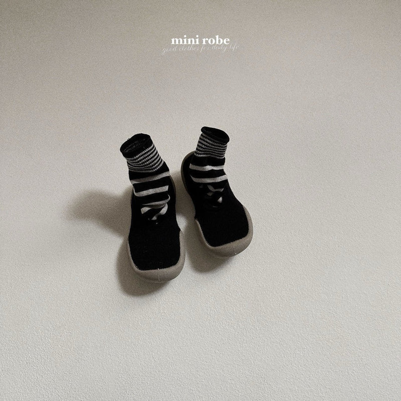 mini robe / saint socks set